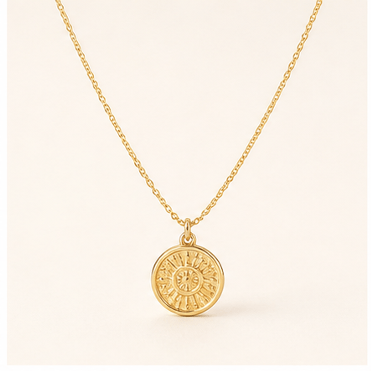 Collier Médaillon Solaire